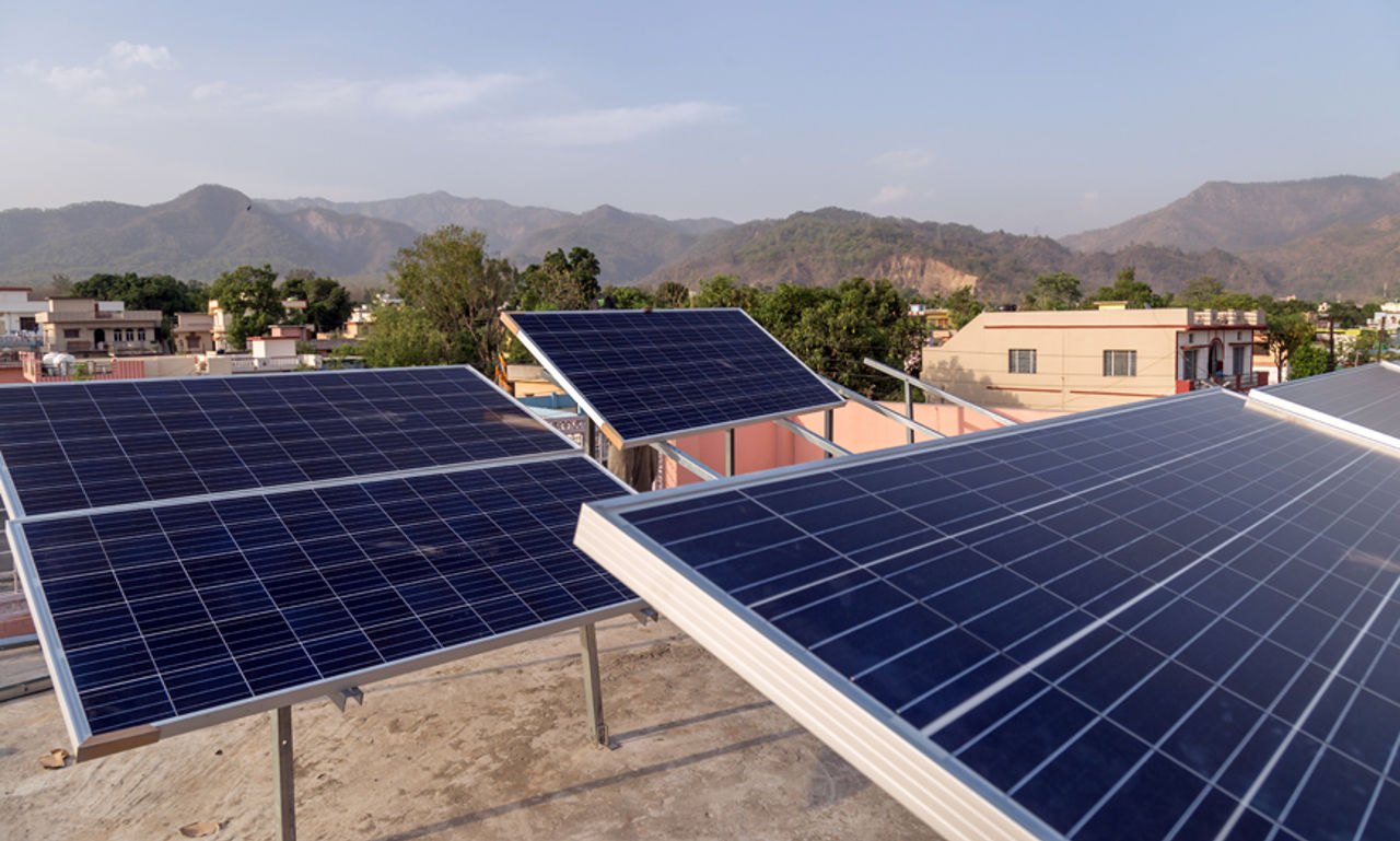 Solceller p&aring; landsbygda i India